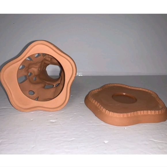 PartyLite Terracotta Frog Prince Princess Candle Holder - Picture 12 of 13